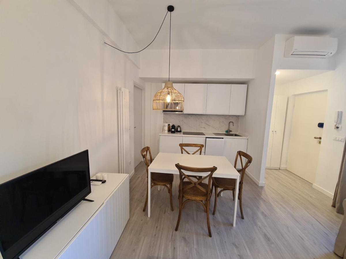 Appartamento Elegante A Rapallo By Portofinovacanze Exterior photo